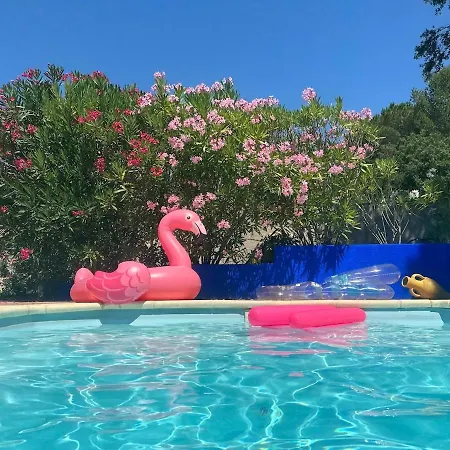 New! Carcassonne Lake, Pool Villa Вилла *